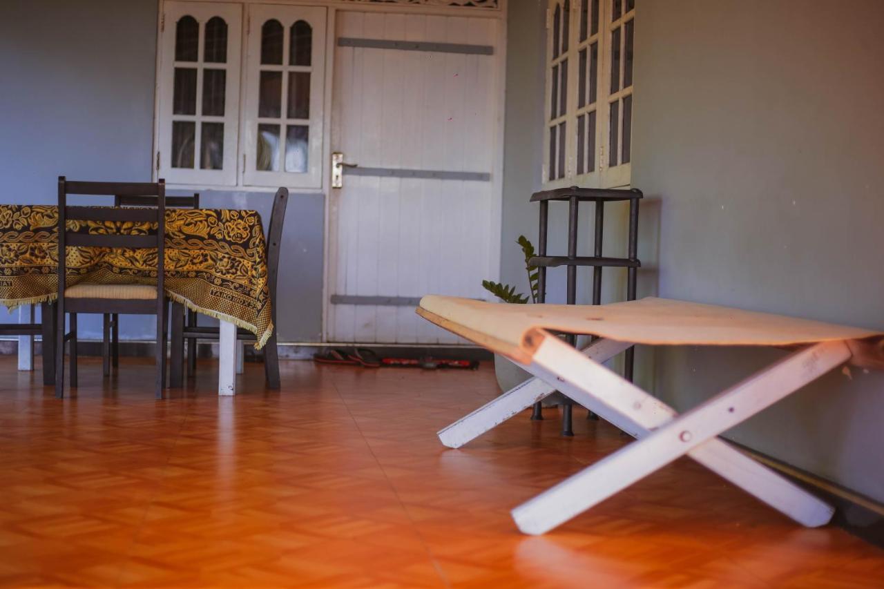 Tehan Homestay Диквела Екстериор снимка