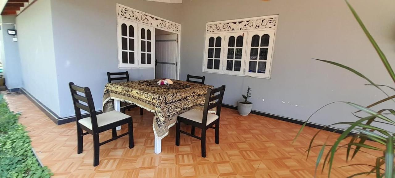 Tehan Homestay Диквела Стая снимка